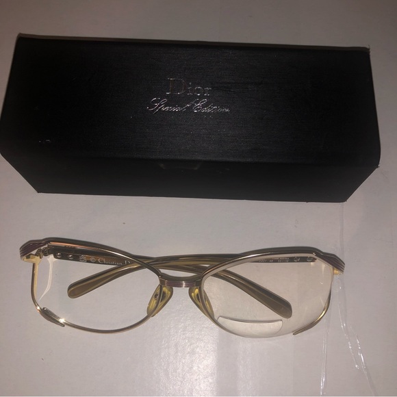 CHRISTIAN DIOR 60s 70s Vintage 2227 48 Butterfly Gold Frame Eyeglasses 55-16mm - Picture 6 of 16